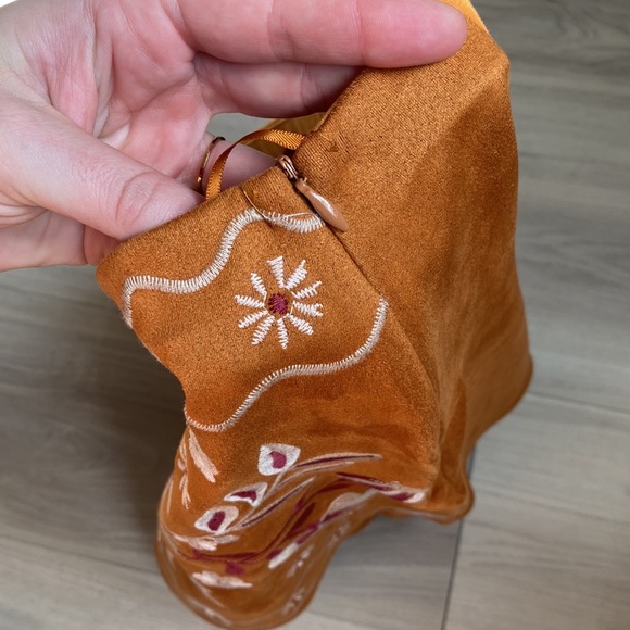 NWOT Francescas Collection Floral Mini Skirt - Picture 3 of 3